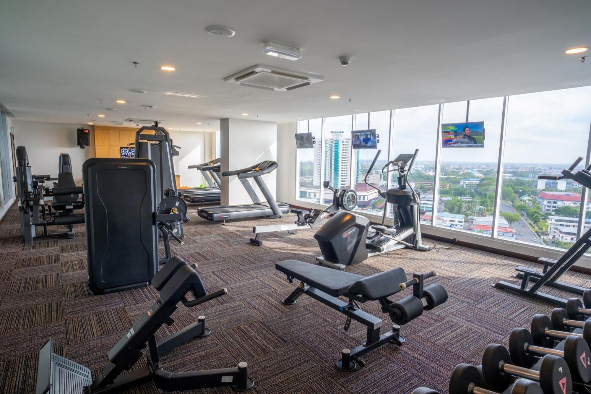 City Rise Hotel Miri Kültér fotó